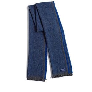 ✅ SOLD ✅ - Fairbault Wool Scarf